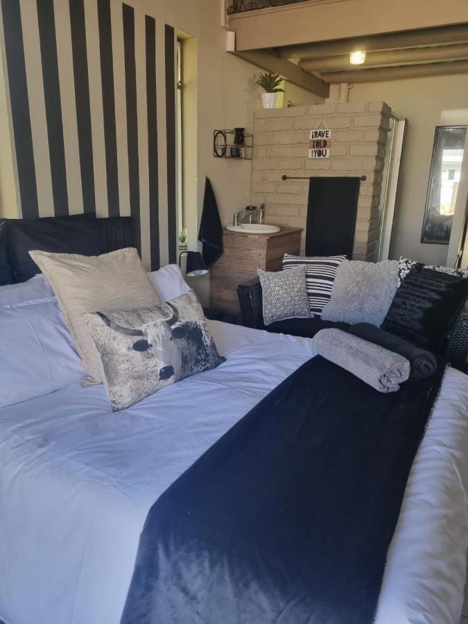 Angel 8 Airbnb Apartment 2 Robertson Buitenkant foto