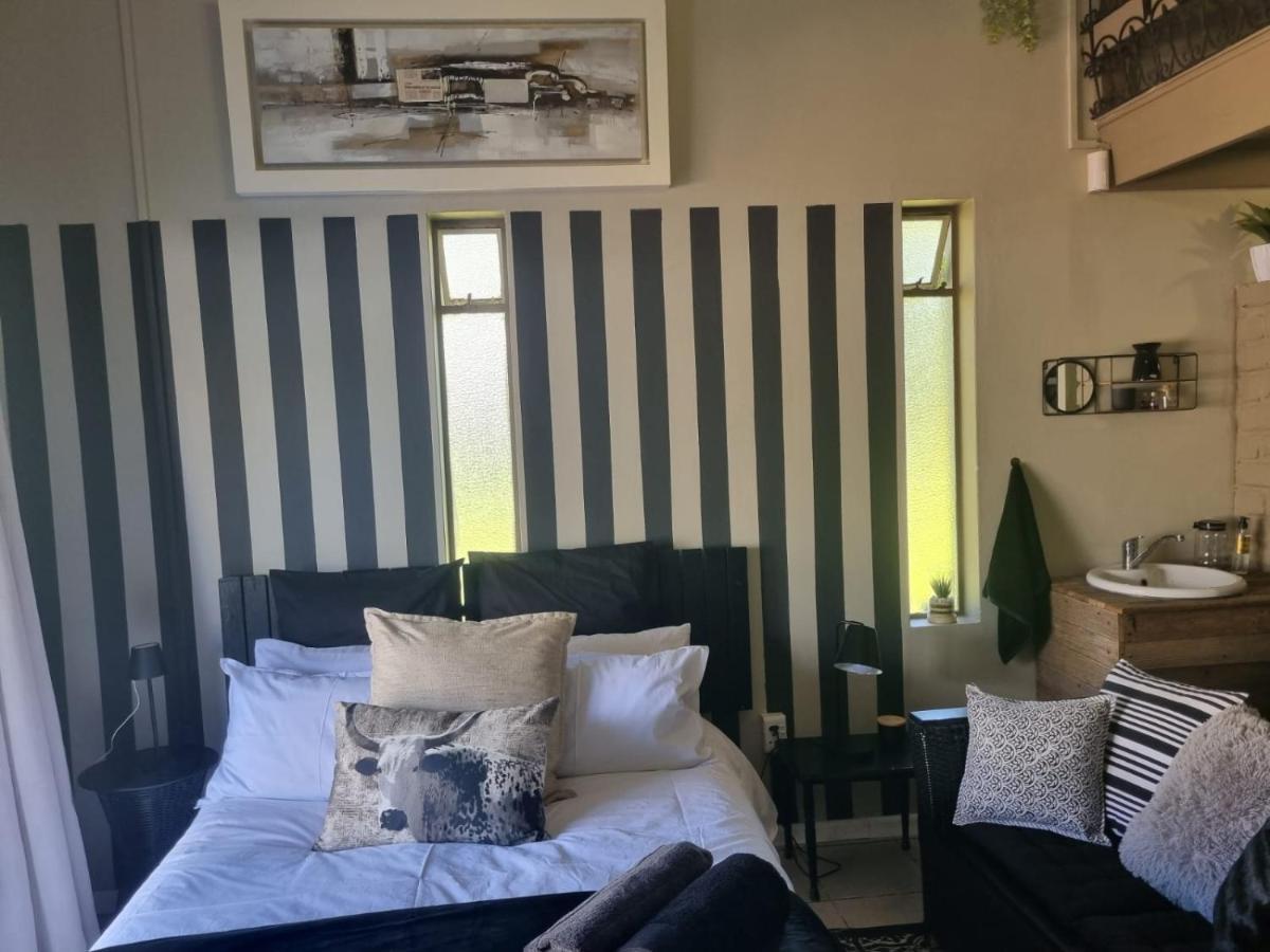 Angel 8 Airbnb Apartment 2 Robertson Buitenkant foto